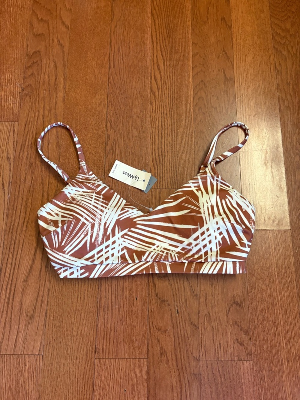 UpWest Swim Tropical Leaves Print Lined Swim Top. Size Small.  New with tags